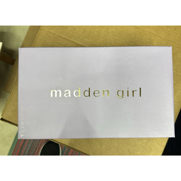 New Madden Girl Sandals Women’s Press Flat Metallic Silver Braid Slides Sz 10 - Picture 8 of 14